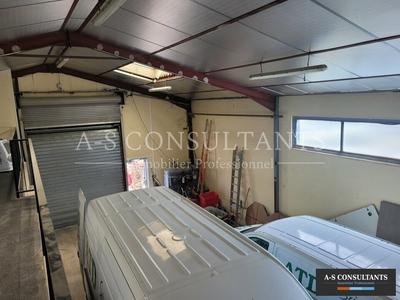 Local d'activité / Entrepôt - 560 m²