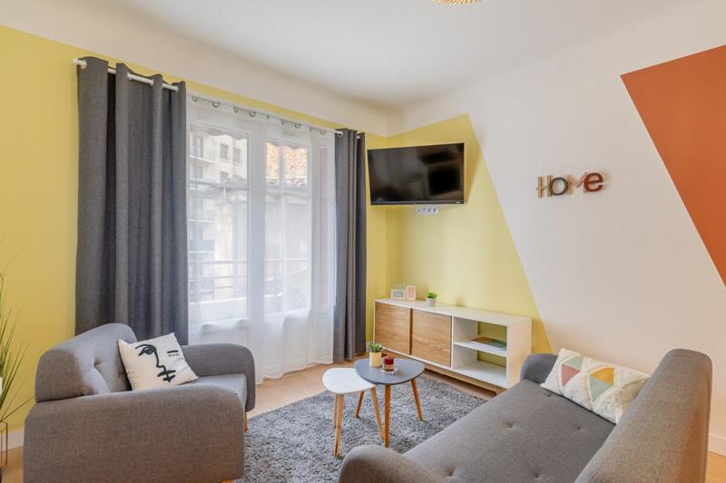 Appartement - 77 m² - 5 pièces