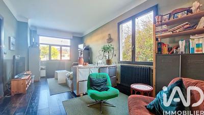 Maison - 121 m² - 5 pièces