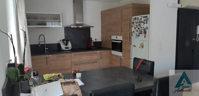 Appartement - 98 m² - 4 pièces