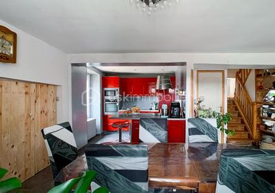 Corps de ferme - 175 m² - 7 pièces