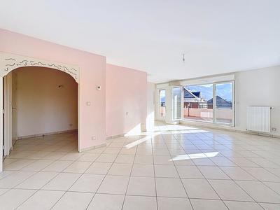 Appartement - 84 m² - 3 pièces