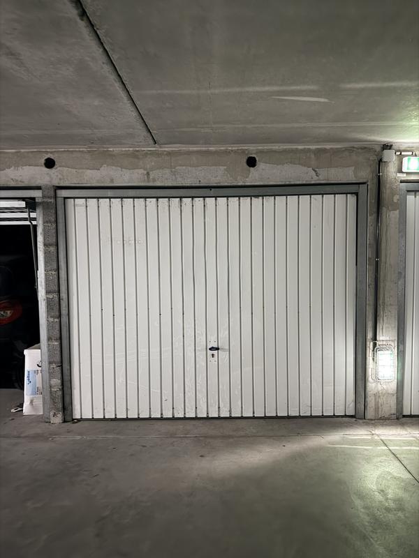 Parking / Garage - 13 m²