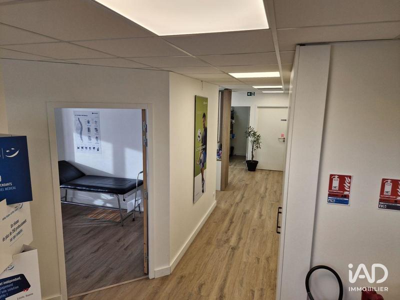 Local commercial - 333 m²