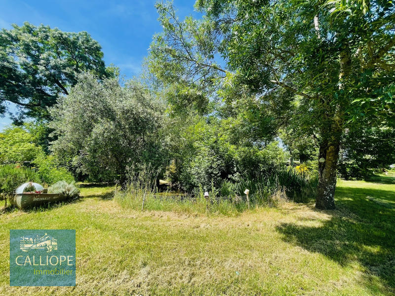 Propriété - 420 m² - 15 pièces