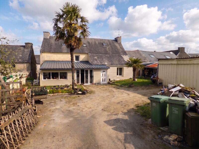 Maison - 169 m² - 5 pièces