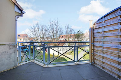 Maison - 101 m² - 6 pièces