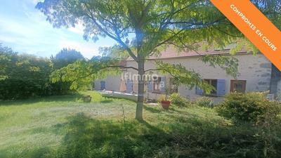 Maison en pierre - 160 m² - 7 pièces