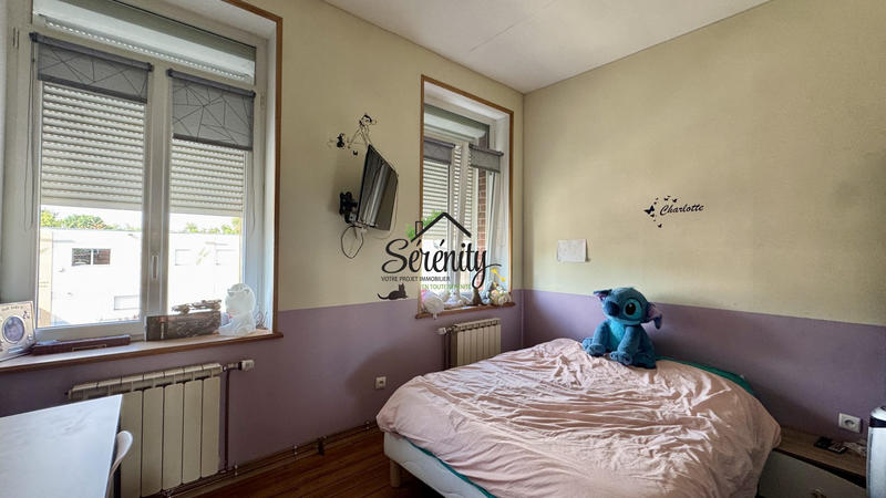 Maison - 180 m² - 8 pièces