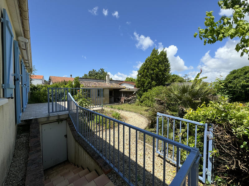 Maison - 104 m² - 4 pièces