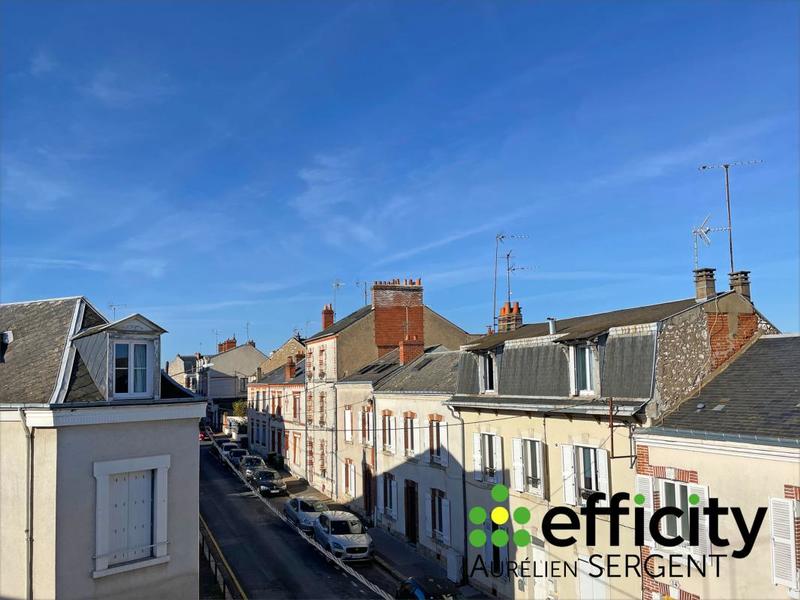 Appartement - 100 m² - 4 pièces