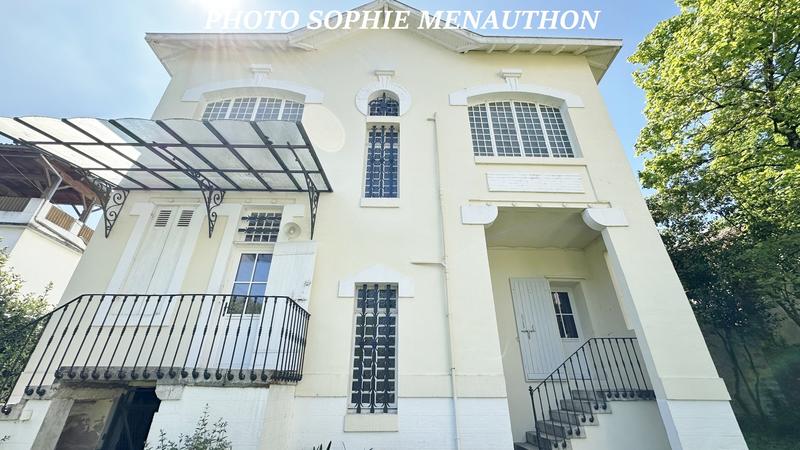 Maison bourgeoise - 290 m² - 8 pièces