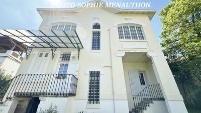 Maison bourgeoise - 290 m² - 8 pièces