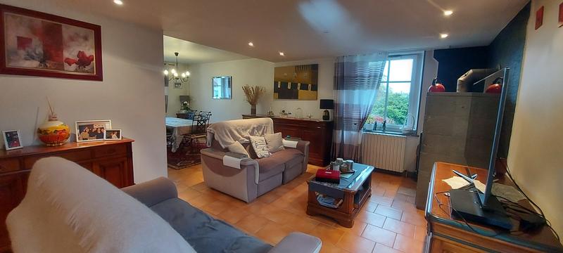 Maison traditionnelle - 162 m² - 9 pièces