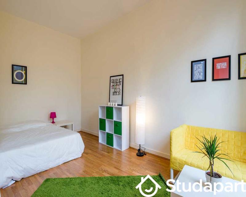 Chambre - 110 m² - 1 pièce