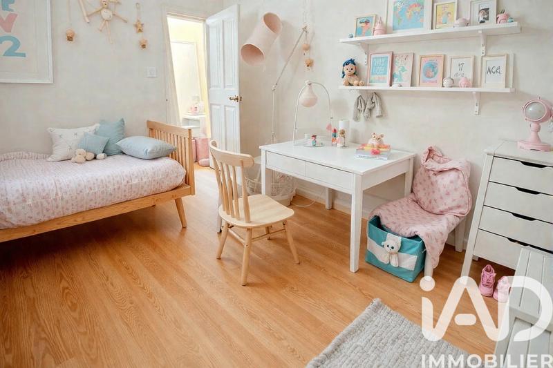 Maison - 190 m² - 7 pièces