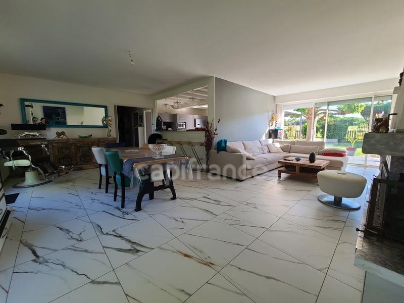 Maison - 134 m² - 6 pièces