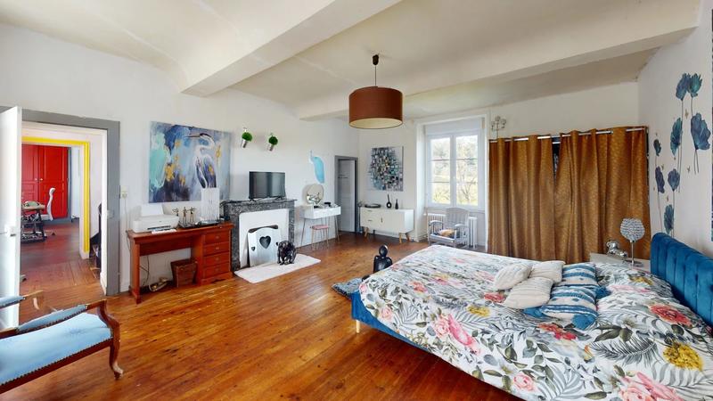 Maison - 198 m² - 6 pièces