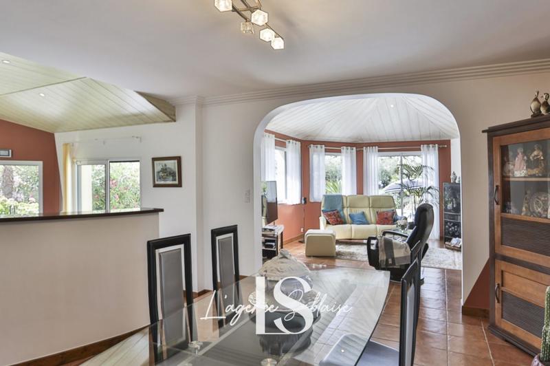 Villa - 202 m² - 7 pièces