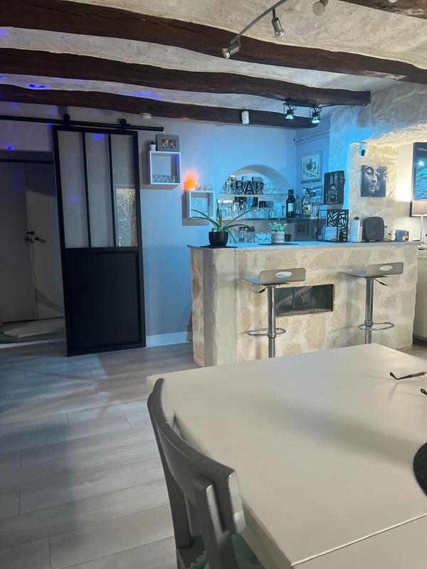 Maison - 95 m² - 5 pièces