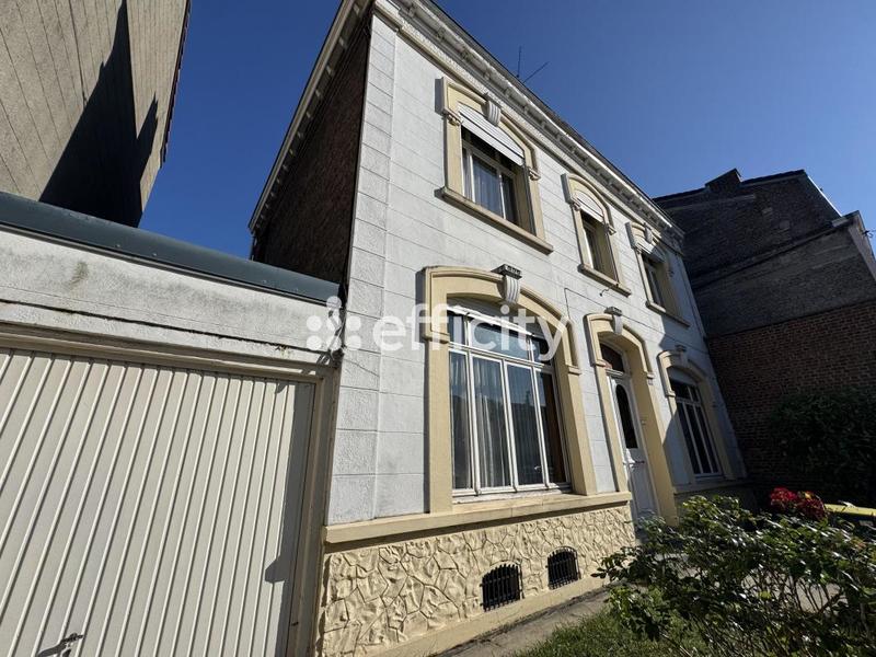 Maison - 138 m² - 8 pièces