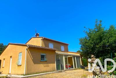 Maison - 160 m² - 4 pièces