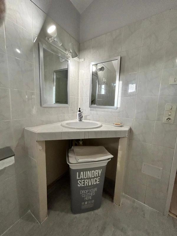 Studio - 54 m² - 1 pièce