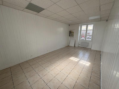 Local commercial - 66 m² - 4 pièces