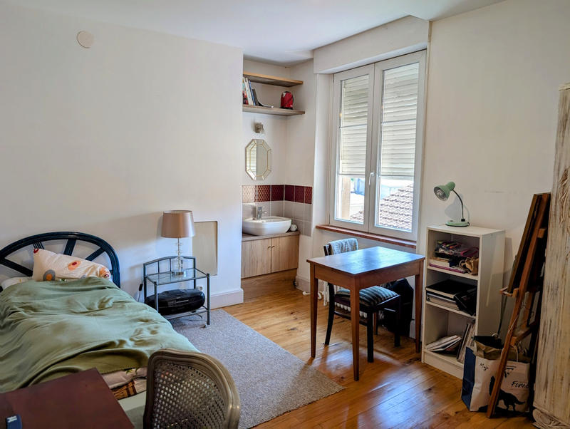 Maison - 220 m² - 9 pièces