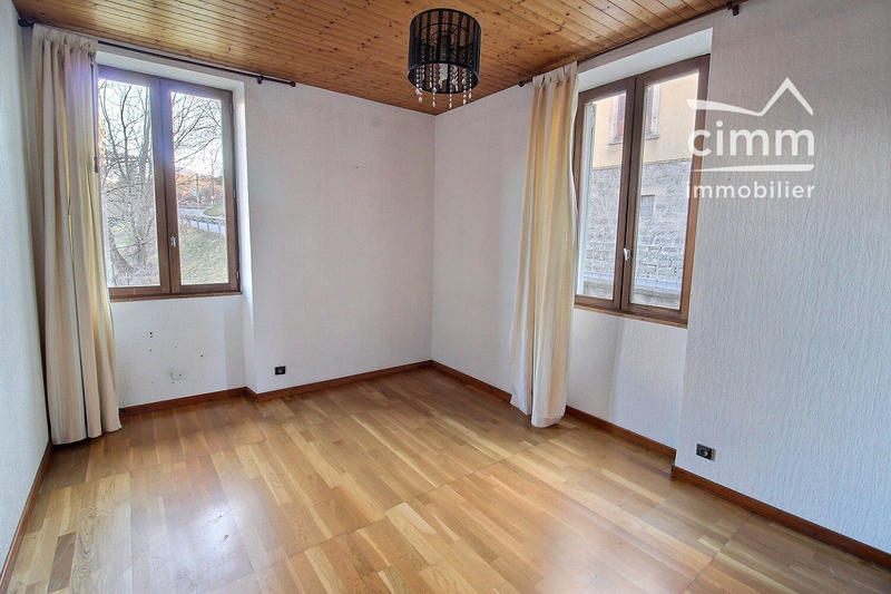 Appartement - 84 m² - 4 pièces