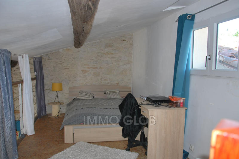 Maison - 180 m² - 8 pièces