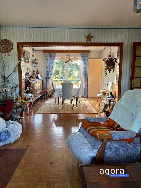 Maison - 137 m² - 6 pièces