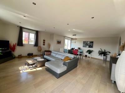 Appartement - 138 m² - 5 pièces