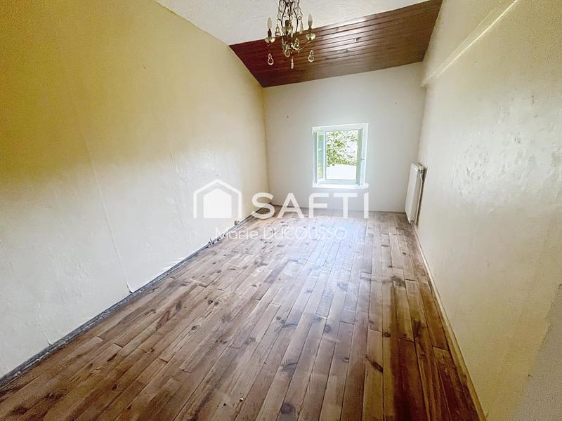 Maison - 214 m² - 7 pièces