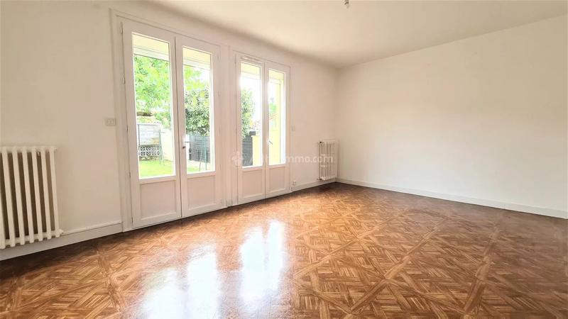 Maison - 95 m² - 5 pièces