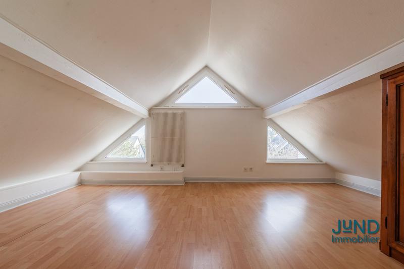 Maison ancienne - 183 m² - 6 pièces