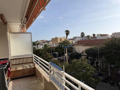 Appartement - 84 m² - 4 pièces