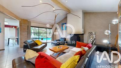 Maison - 146 m² - 5 pièces