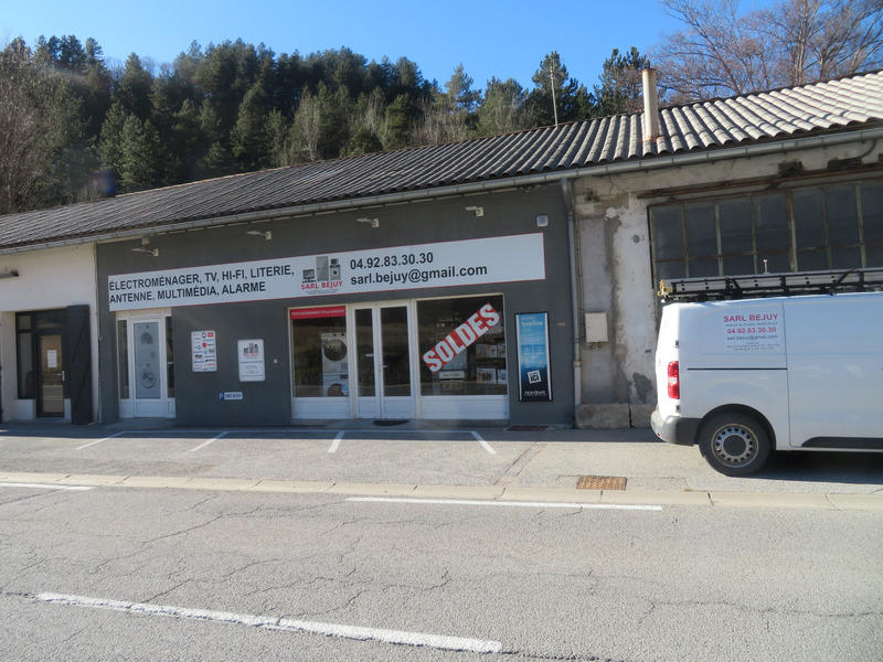 Fonds de commerce - 200 m²