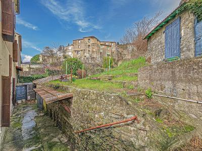 Maison de maîtres - 246 m² - 9 pièces