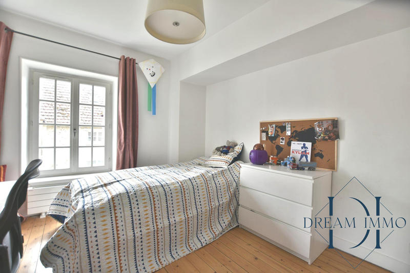 Maison ancienne - 268 m² - 8 pièces