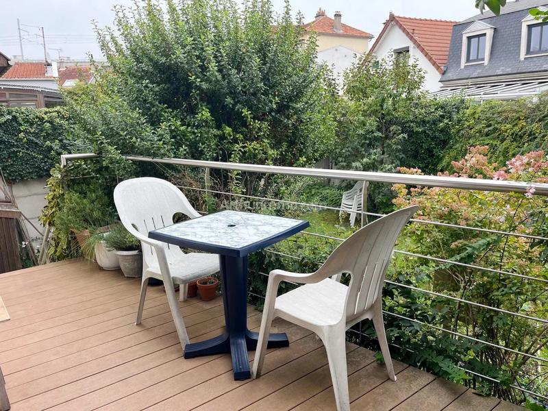 Maison - 121 m² - 6 pièces