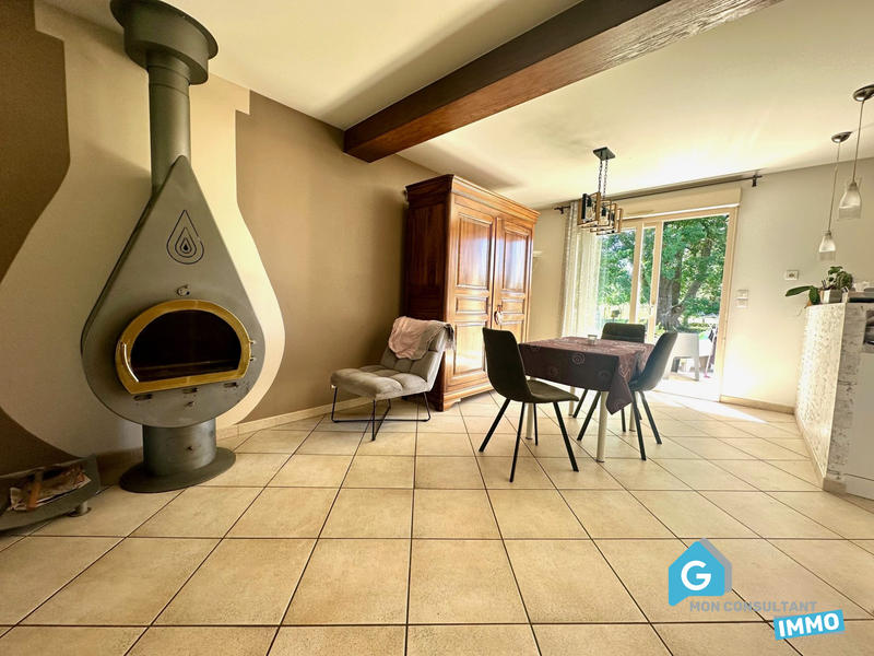 Maison - 141 m² - 6 pièces