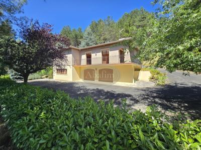 Maison - 156 m² - 7 pièces