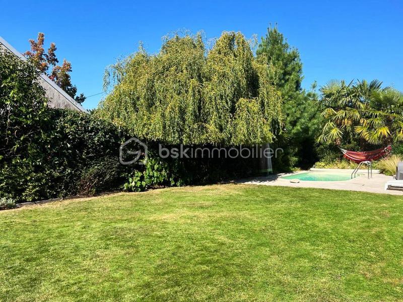 Maison - 144 m² - 8 pièces