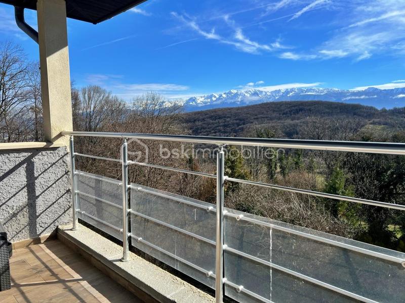 Maison - 196 m² - 6 pièces