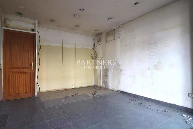 Magasins - 30 m² - 2 pièces