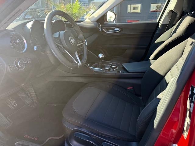 Alfa Romeo Giulia II 2.2 150ch