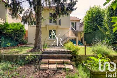 Maison - 117 m² - 5 pièces