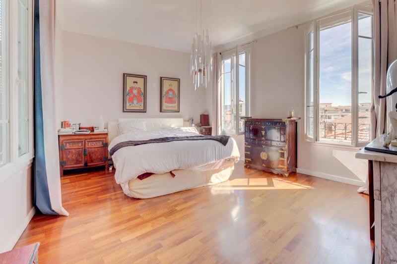 Appartement - 156 m² - 4 pièces